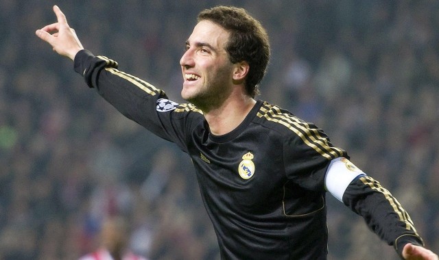 开云|皇家马德里绝杀巴塞罗那，西甲争冠悬念再起