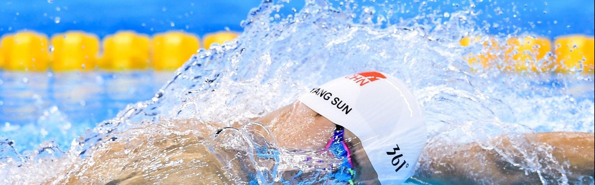 【开云官网】足坛震撼！天价转会刷新纪录，超级巨星加盟新东家引全球瞩目