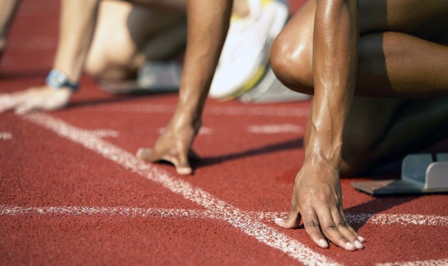 【开云官网】英超争冠白热化，曼城、阿森纳、利物浦三强鼎立，最后冲刺悬念迭起