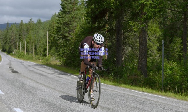 kaiyun-西甲联赛风云再起，皇马巴萨双雄争霸，黑马赫罗纳异军突起